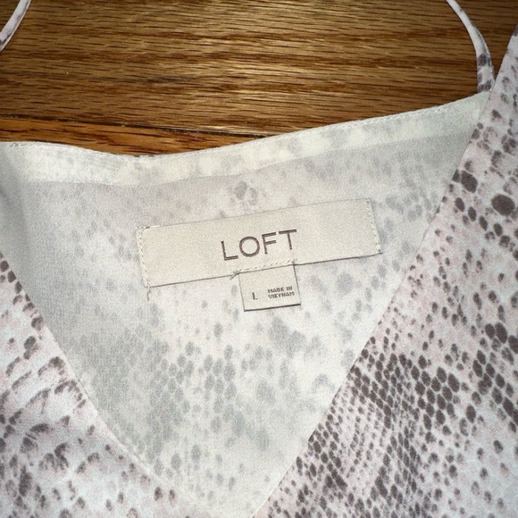 Loft snake print camisole NWOT - Picture 2 of 4